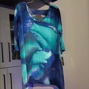 Clara Sun Woo Teal and Navy Short Sleeve Top. New with tag!!!